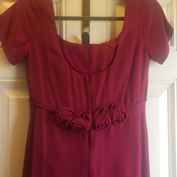 Full length formal dress - Picture 3 of 8